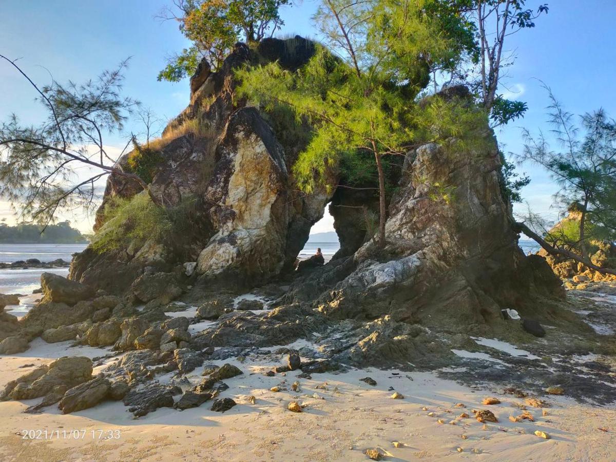Eco Bungalow Koh Phayam Buitenkant foto